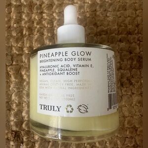 TRULY Pineapple Glow Brightening Body Serum 3.4 oz